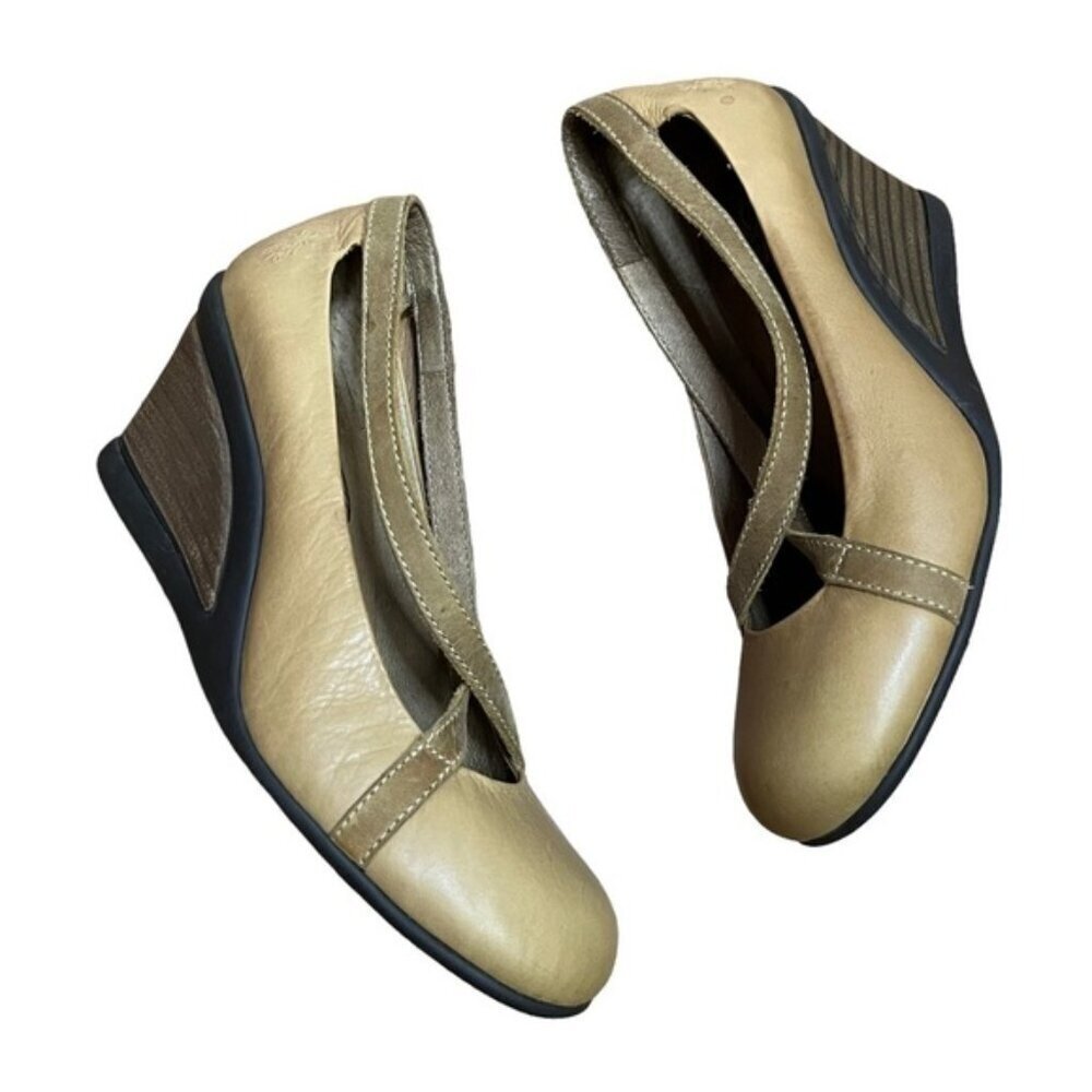 Fly London Wedge Heel‎ Women Size 39 ( US 8-8.5)